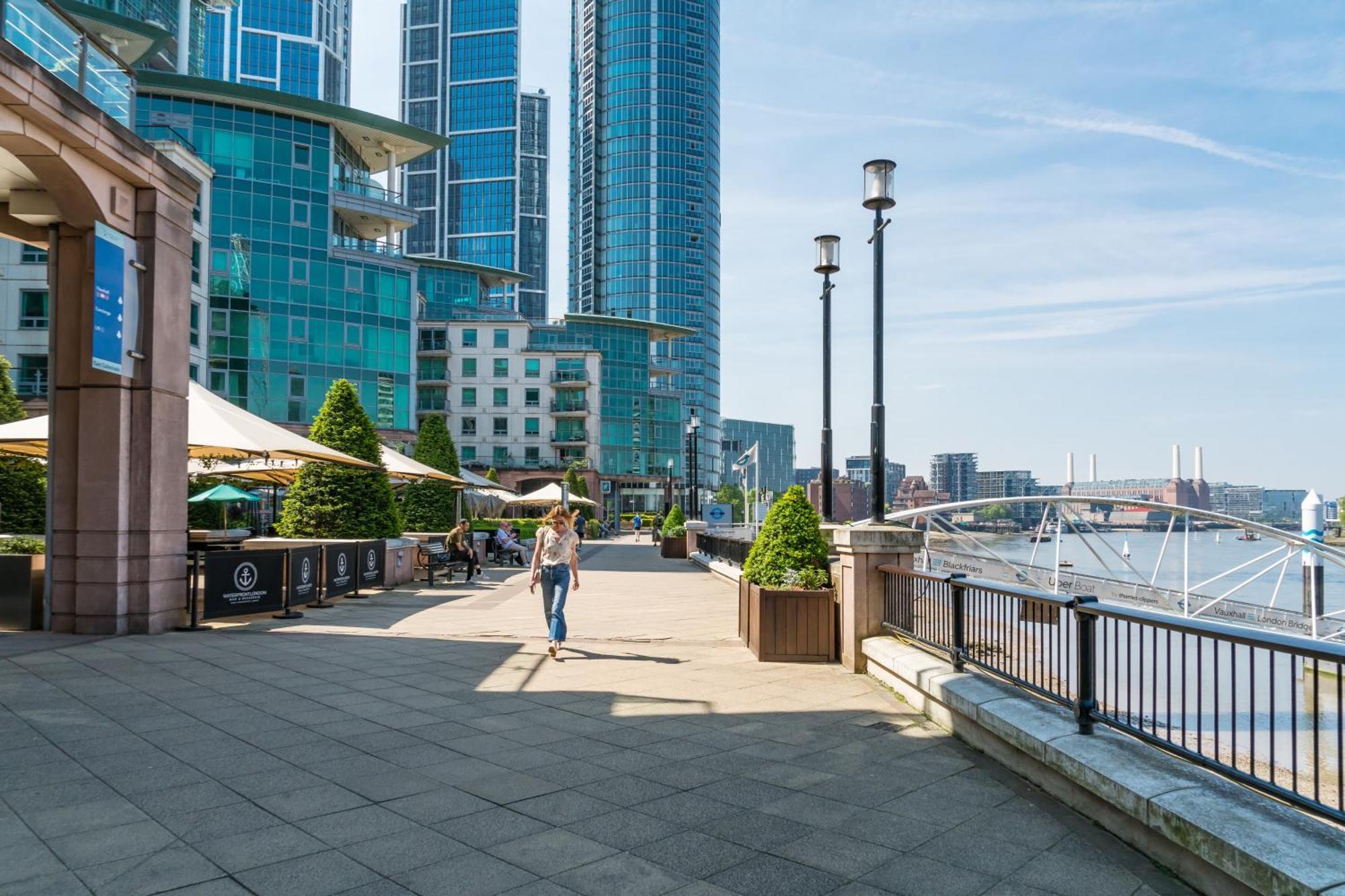 Vauxhall Luxury Manhattan Лондон Екстериор снимка